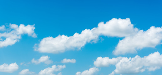 Obraz na płótnie Canvas blue sky and White cloud.