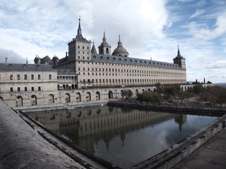 Fototapeta na wymiar Monasterio de el Escorial