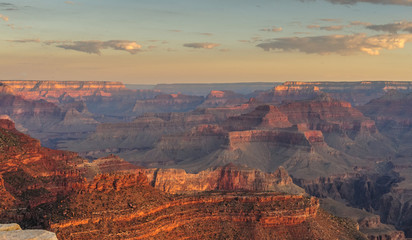 Fototapeta premium Sunrise over the Grand Canyon