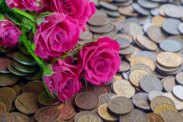 Розы на монетах