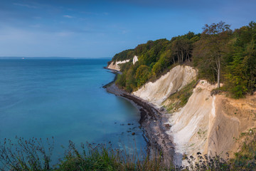 Kreideküste auf Insel Rügen am Morgen