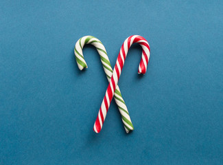 chrismas candy canes, red and green