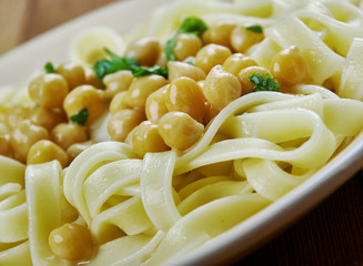  Calabrian pasta with chickpea
