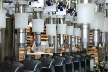 Lubricating oil industry for engines