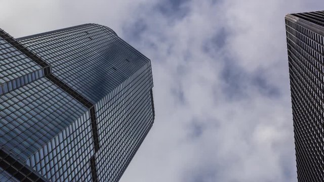 Skyscraper Timelapse Chicago and Clouds fly by USA