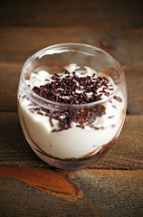  White chocolate dessert