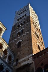 Campanile du Duomo à Lucca en Toscane, Italie