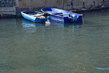 Napoli, barche nel piccolo porto di  Riva Fiorita a Posillipo