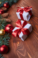 christmas wreath with red and golden balls