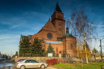 Kościół Trójcy Przenajświętszej w Bogdanowie, Polska © Senatorek