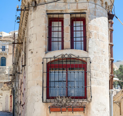 Fototapeta na wymiar Traditional Maltese Building