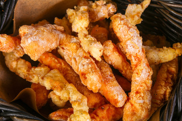 Prawn tempura with sauce
