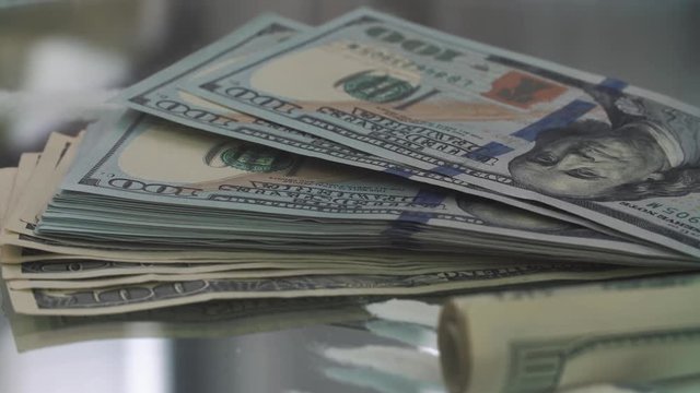  Dollar bank notes on the cocaine powder 