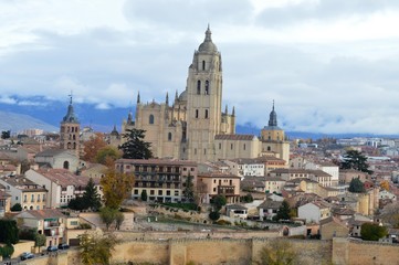Fototapeta na wymiar Viaje a la Ciudad de Segovia España