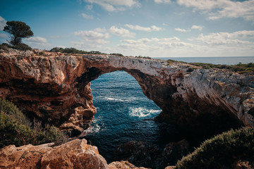 Natural bridge