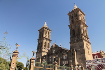 Fototapeta na wymiar Cathedral of Puebla, Mexico