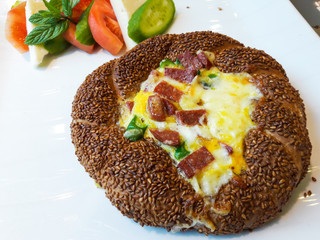 Turkish Bagel Omelette / Simit Menemen