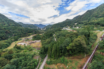 Fototapeta na wymiar 夏の八ッ場ダム予定地の風景