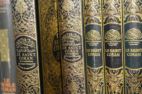 religion musulman coran mahommed prophete islam foire muslim mouhammad livre versets islamique culture croyance arabe exposition dieu allah communaute expo croyance