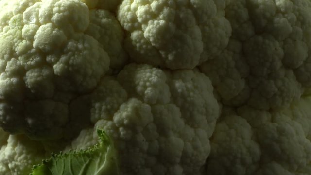 Cauliflower haed dramatic rotation in great detail