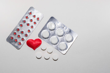 Pills and heart 14