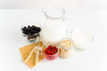 Oatmeal cookies with milk