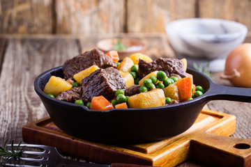 Beef and vegetable stew with potatoes