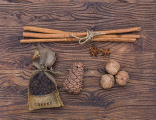 cinnamon sticks on a wooden table