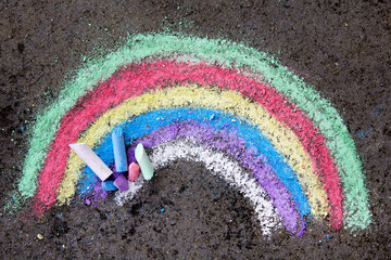  chalk drawing on asphalt: colorful rainbow © czarny_bez