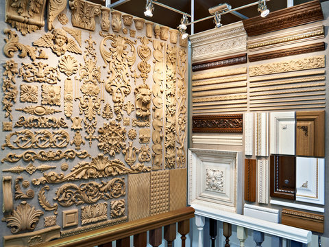 Wooden carved patterns for interior decoration