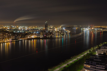 Fototapeta na wymiar Amsterdam harbor panorama by night