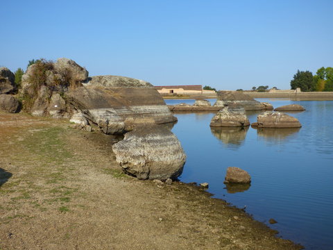 Los Barruecos. Paraje natural en Malpartida de Cáceres ( Cáceres, Extremadura,España)  Localizacion de Juego de Tronos