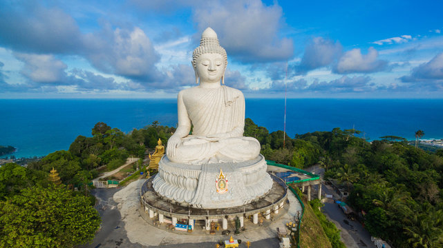 blue sky and blue ocean are on the back of Phuket Big Buddha.