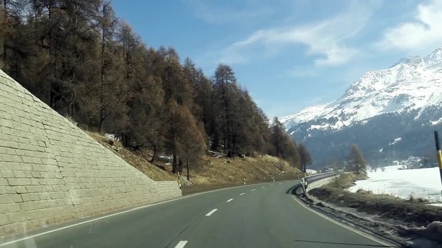 Strada costiera del lago di San Moritz