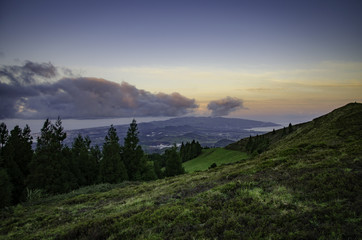 Morgenstimmung über der Insel Sao Miguel