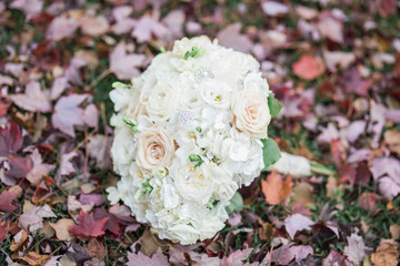 Obraz na płótnie Canvas Fall Wedding Bouquet