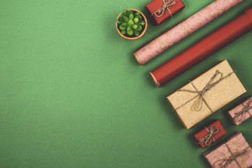 The items for registration of gifts and other tools on a colored background.