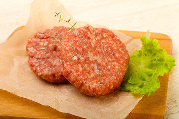 Raw cutlet