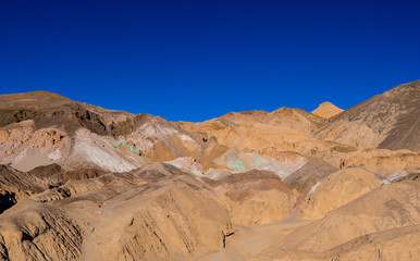 Fototapeta na wymiar Beautiful colors of Death Valley in California - the Artists Palette