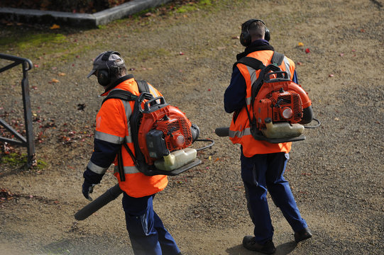 104 Best Technicien De Surface Images Stock Photos Vectors Adobe Stock 104 Best Technicien De Surface Images Stock Photos Vectors Adobe Stock