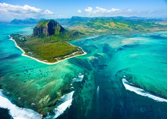 Foto auf Acrylglas Le Morne, Mauritius Luftaufnahme der Insel Mauritius