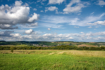 Fototapeta na wymiar Saarland – Landschaft bei Bliesransbach Natur Landschaft im Sommer