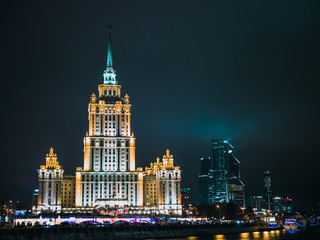 Obraz premium night moscow signature architecture, lights, highway, traffic, streets, dark sky