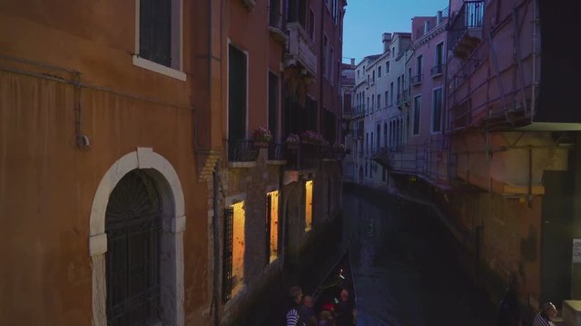 15055_Passengers_enjoying_the_gondola_ride_in_Venice_Italy.mov