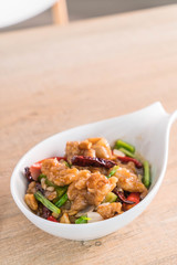 Stir-Fried Chicken with Cashew Nuts
