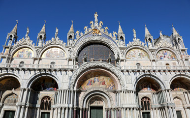 Naklejka premium Basilica of Saint Mark in Venice Italy