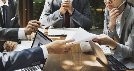 Business meeting in Asia © Rawpixel.com
