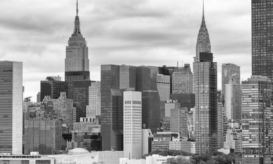 Fototapeta na wymiar Midtown Manhattan skyline over East River, New York City