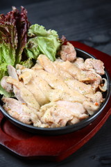 Basil Chicken With Lettuce