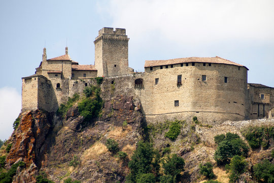 Bardi, Il castello dei Landi 